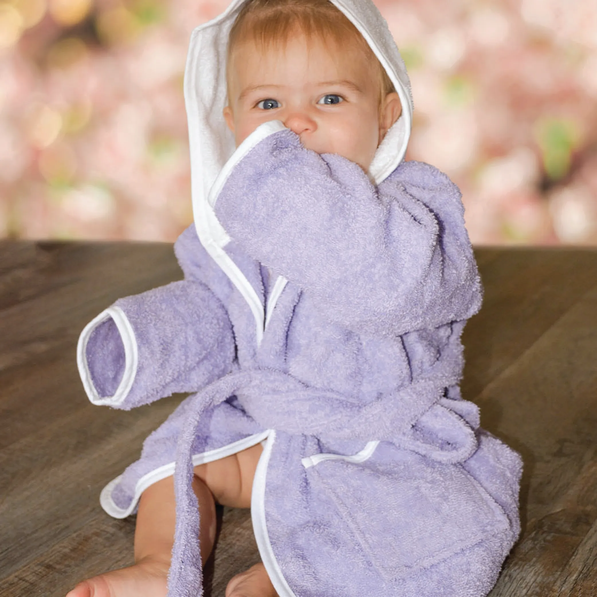 Boyzz & Girlzz® hooded bathrobe